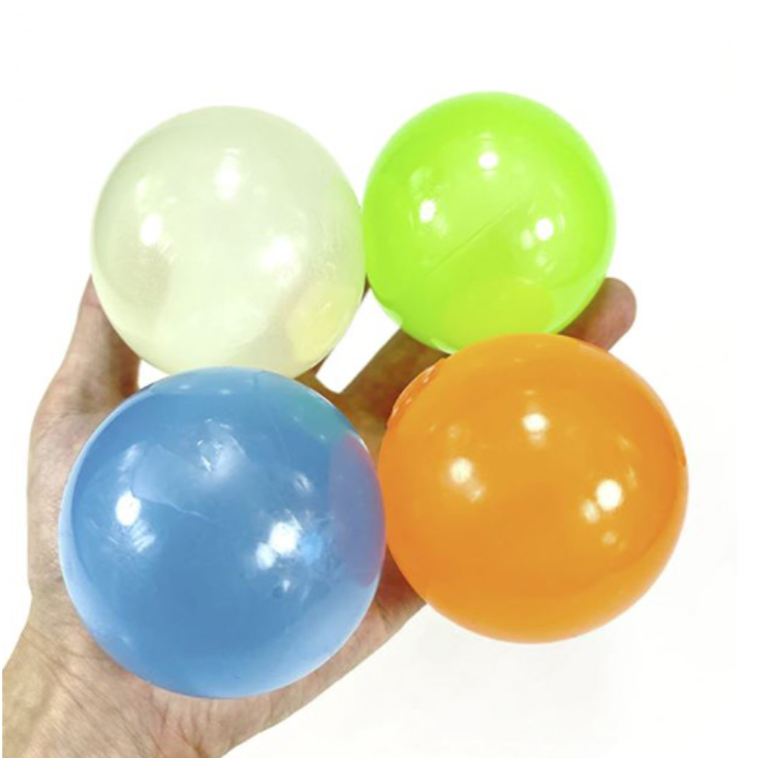 Sticky balls - groot model - 4 Stuks